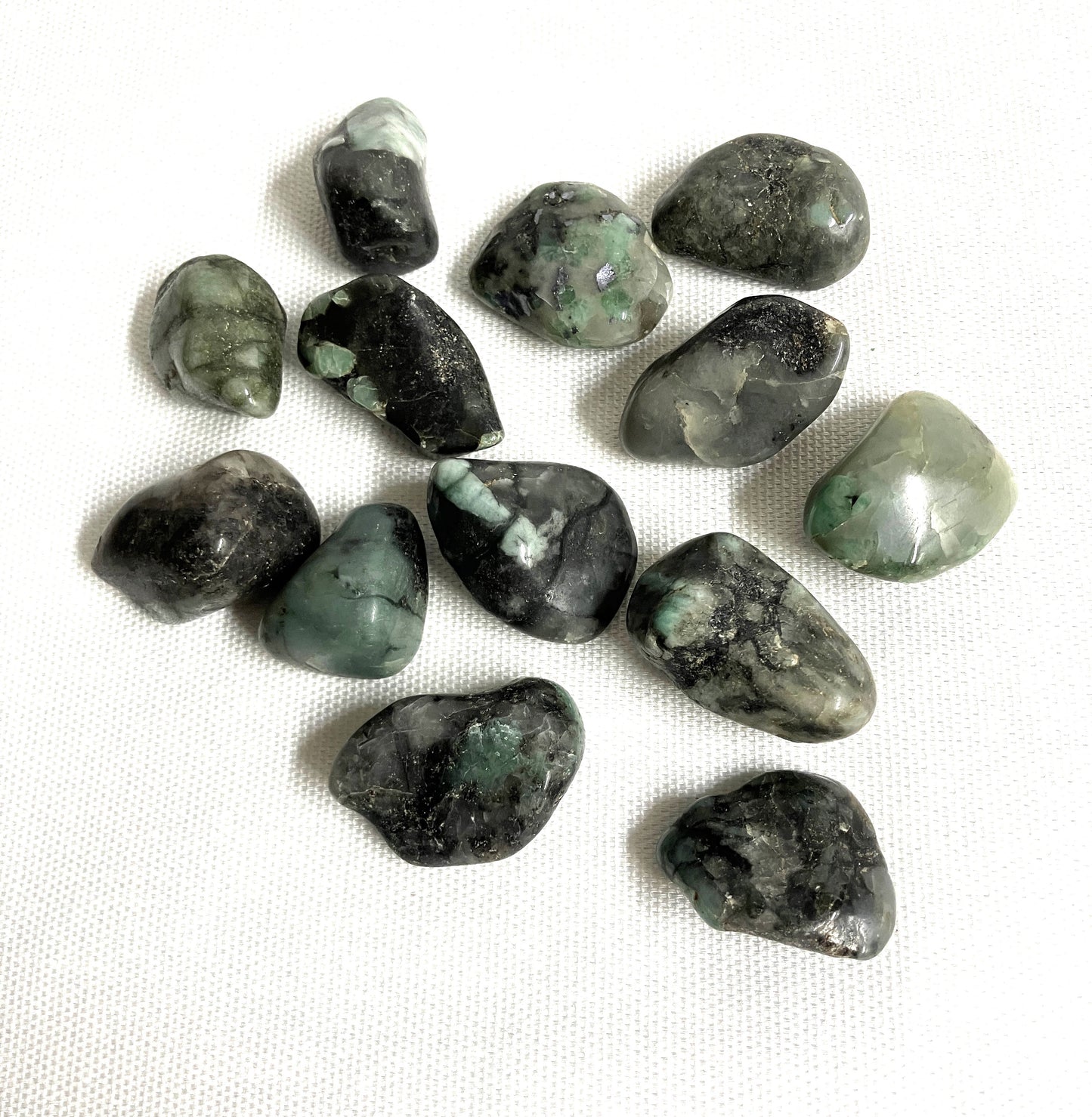 Emerald Tumbled Stones (#119)