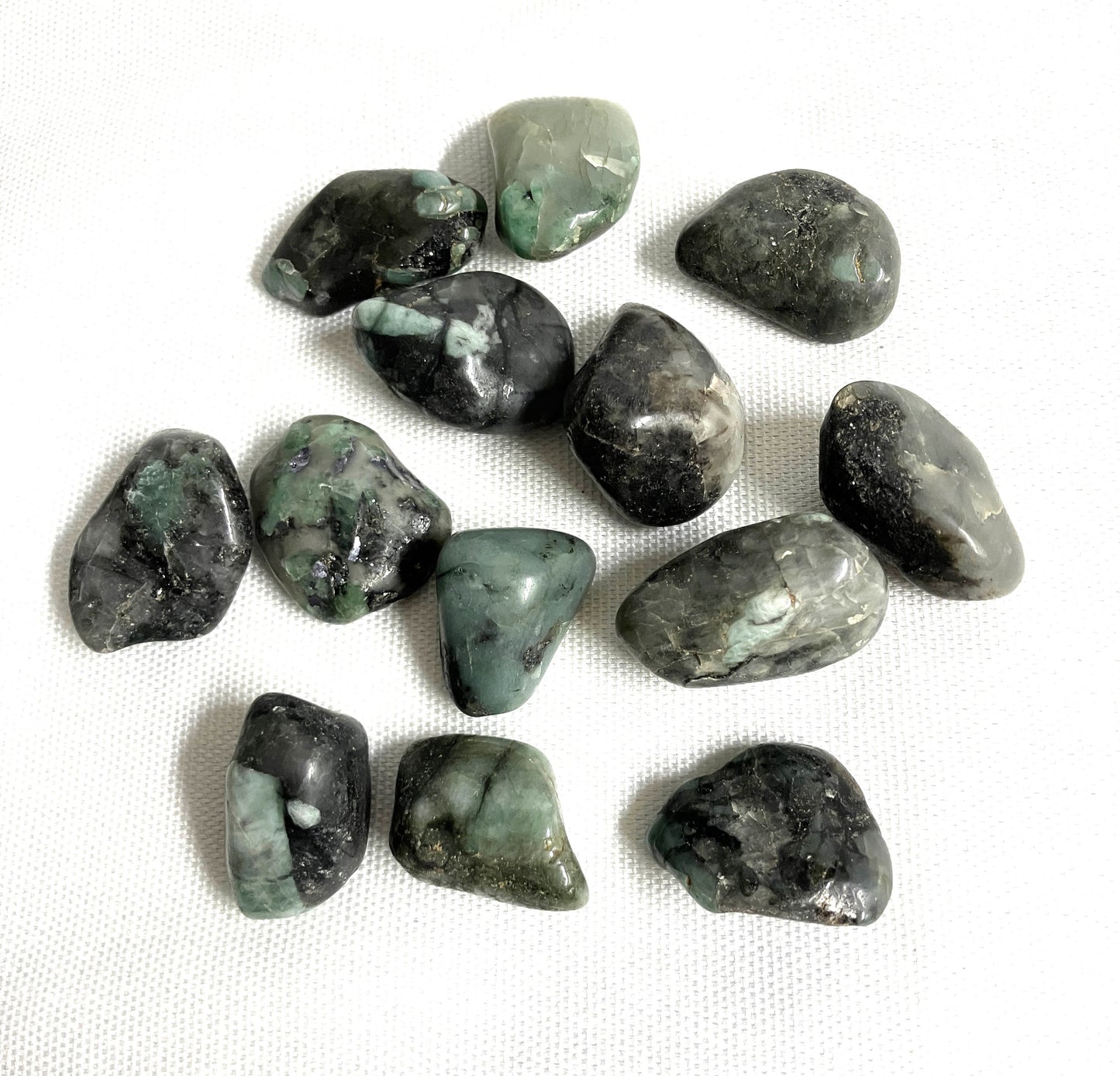 Emerald Tumbled Stones (#119)
