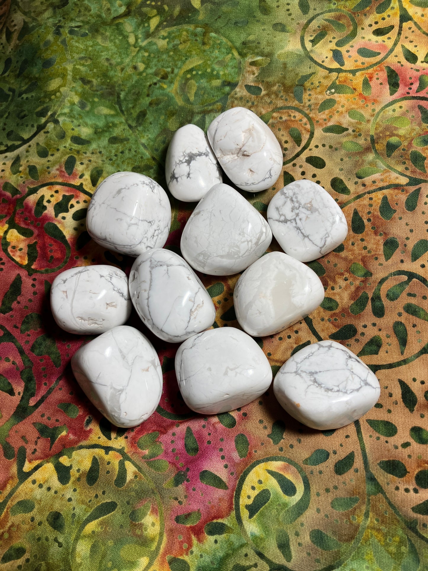 Howlite Tumbled Stones (#11)