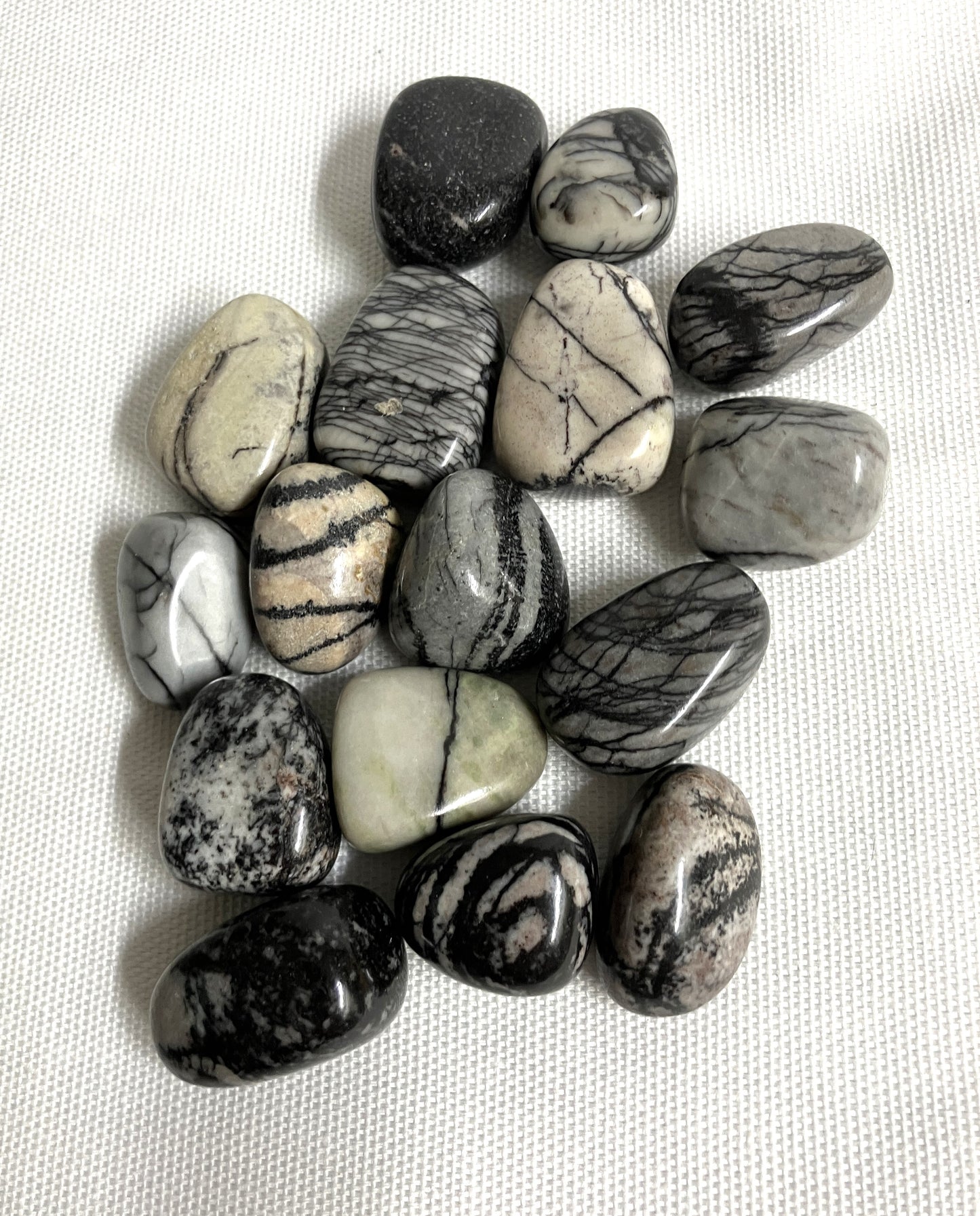 Spider Web Jasper Crystals (132)