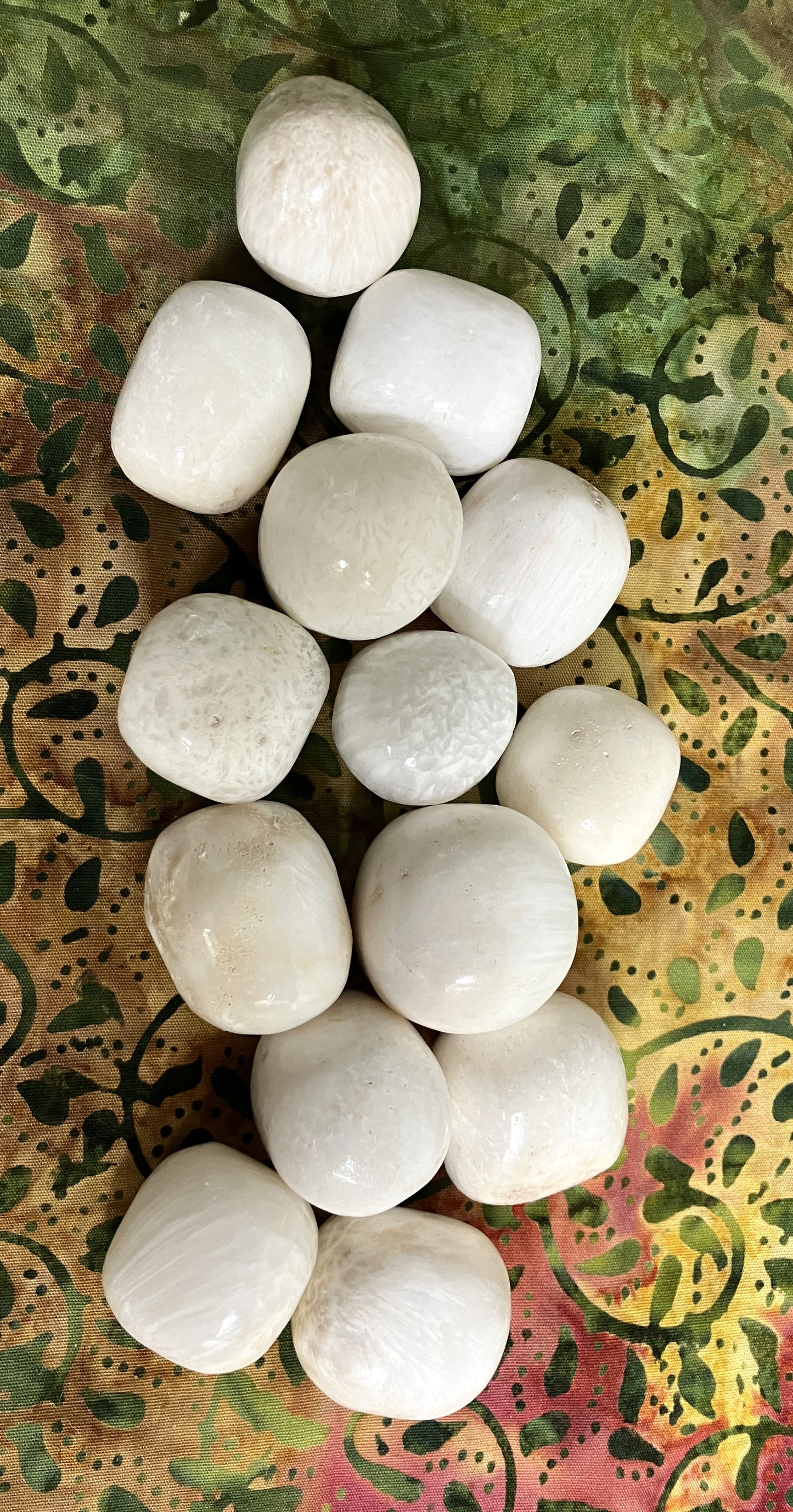 Scolectite Tumbled Stones (#85)