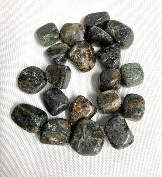 Green Garnet Tumbled Stones (#158)